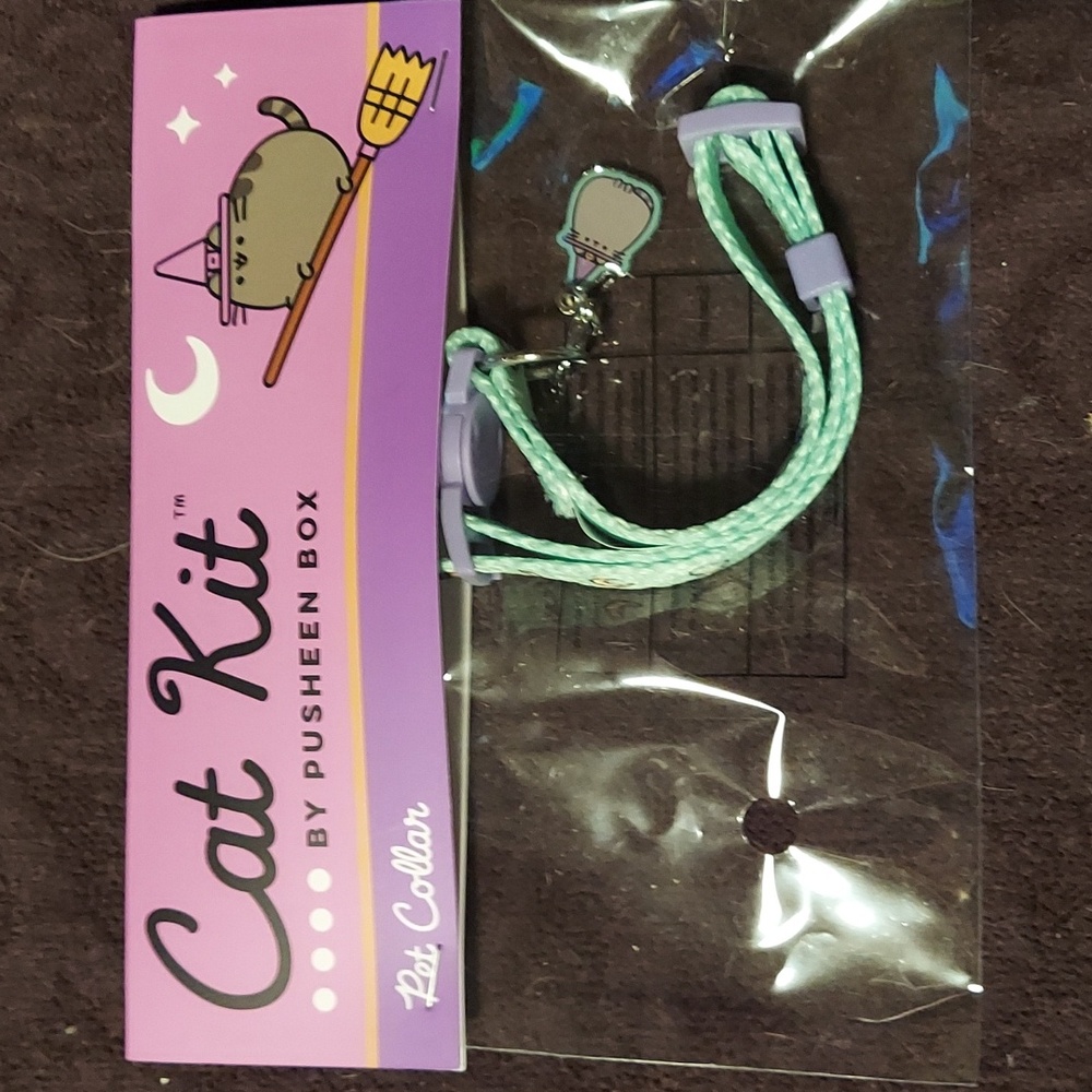 Pusheen pet collar